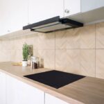 Schneider SCTI630N1S - Plaque à induction, 3 foyers, 65 cm, 7400 W – Image 2